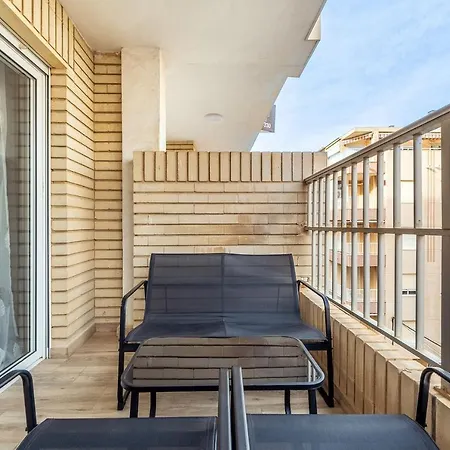 Claro Apartment *